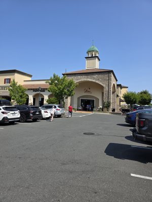 Oliver's Market - Windsor by null