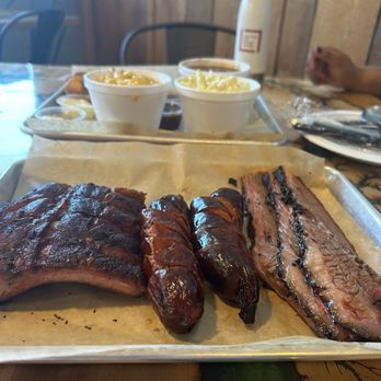 Hog Wild Bar-B-Que - Barbeque Near Me - Placerville, California Hog Wild Bar-B-Que - Barbeque Near Me - Placerville, California