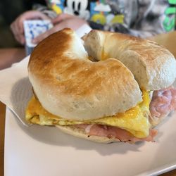 Xpresso Urban Cafe - BA 'Eggel Sandwich