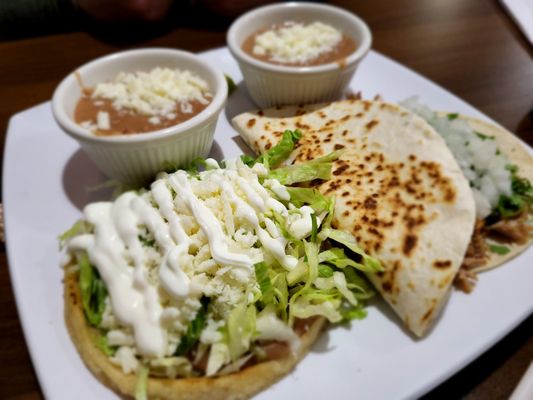 Antojitos Mexicanos Tenorio by null