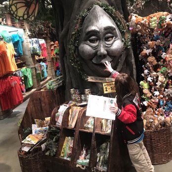 Rainforest Cafe - American Near Me - Atlantic City, New Jersey Rainforest Cafe - American Near Me - Atlantic City, New Jersey