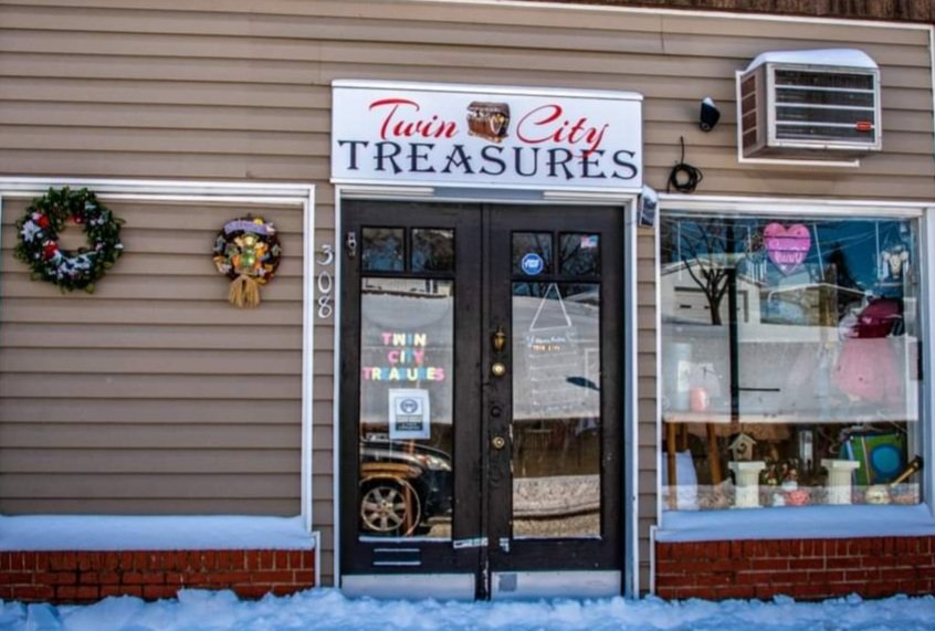 TWIN CITY TREASURES Updated August 2024 308 Bailey Rd, Crystal City