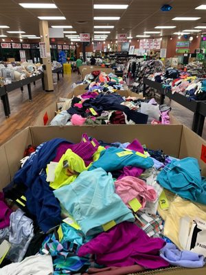 THINGS OUTLET - Updated February 2026 - 27246 Lorain Rd, North Olmsted