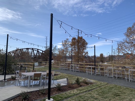 Raíces Brewing Company by null