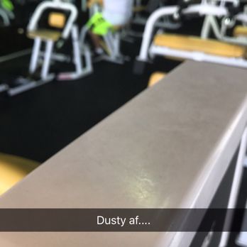 GB3 Sunnyside - most machines are dusty now... workers seem not to do there jobs here... - Gyms Near Me - Fresno, California