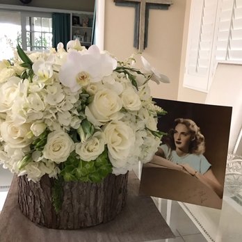 B'z Blooms - Florists Near Me B'z Blooms - Florists Near Me