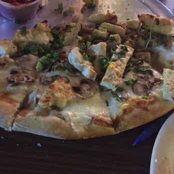 Flying Pie Pizzaria - Chicken Garlic Pizza - Pizza Near Me - Boise, Idaho Flying Pie Pizzaria - Chicken Garlic Pizza - Pizza Near Me - Boise, Idaho