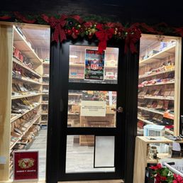 Exterior photo of Codio Cigars Shop 2 - Perth Amboy, New Jersey Exterior photo of Codio Cigars Shop 2 - Perth Amboy, New Jersey