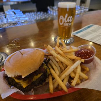 Ola Brew - Burger - Breweries Near Me - Kailua-kona, Hawaii Ola Brew - Burger - Breweries Near Me - Kailua-kona, Hawaii