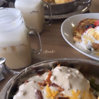 Tasty Biscuit - Chicken fried chicken skillet was good - Breakfast & Brunch Near Me - Naperville, Illinois