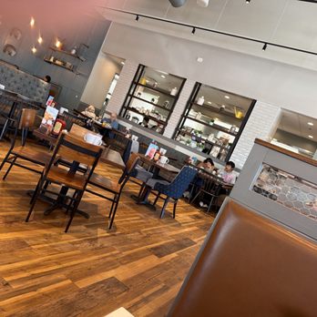 First Watch - First Watch  Dinning room - Breakfast & Brunch Near Me - Gainesville, Georgia