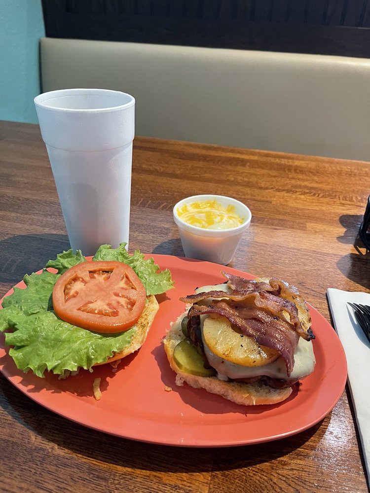 PARADISE DELI & GRILL Updated August 2024 12 Photos & 47 Reviews
