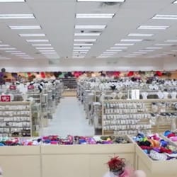 Hur's Wholesale Mart