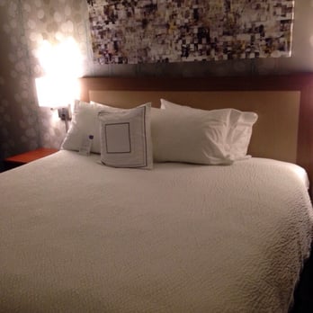 Courtyard by Marriott Los Angeles Burbank Airport - Hotels Near Me - Burbank, California Courtyard by Marriott Los Angeles Burbank Airport - Hotels Near Me - Burbank, California