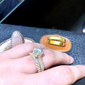 Diamond Palace - Engagement ring and wedding band designed by Diamond Palace - Jewelry Near Me - Tustin, California