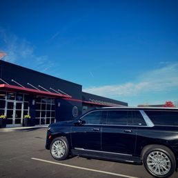Exterior photo of Rag Limousine Exterior photo of Rag Limousine