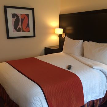 Washington Plaza Hotel - Queen bed - Hotels Near Me - Washington, DC, District of Columbia Washington Plaza Hotel - Queen bed - Hotels Near Me - Washington, DC, District of Columbia