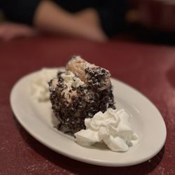 Cafe Lombardi's - Cannoli