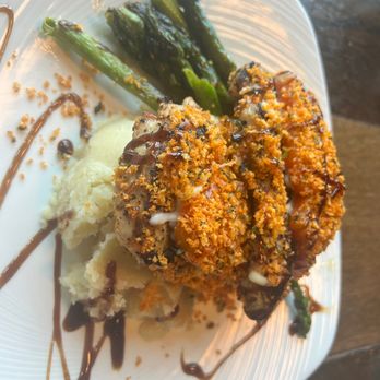 McGee's 72 - Chicken with balsamic glaze - American Near Me - Williamsburg, Michigan McGee's 72 - Chicken with balsamic glaze - American Near Me - Williamsburg, Michigan