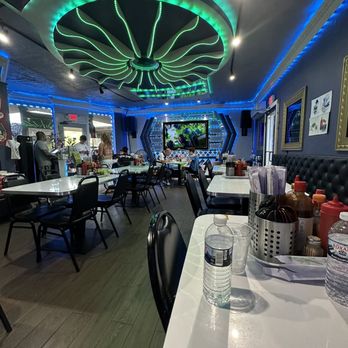 Pho Huong Lan - Dinning area - Vietnamese Near Me - Orlando, Florida Pho Huong Lan - Dinning area - Vietnamese Near Me - Orlando, Florida