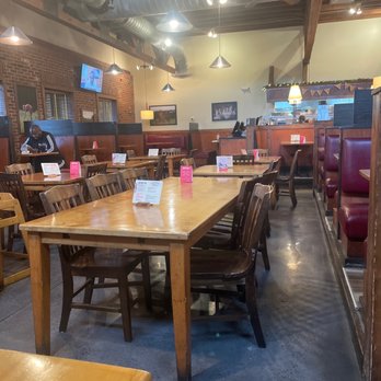 Jim 'N Nick's Bar-B-Q - Place was empty. As it should be. - Barbeque Near Me - Gardendale, Alabama Jim 'N Nick's Bar-B-Q - Place was empty. As it should be. - Barbeque Near Me - Gardendale, Alabama