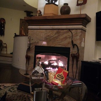 Your Russian River House - Relaxing by the fire - Guest Houses Near Me - Guerneville, California Your Russian River House - Relaxing by the fire - Guest Houses Near Me - Guerneville, California