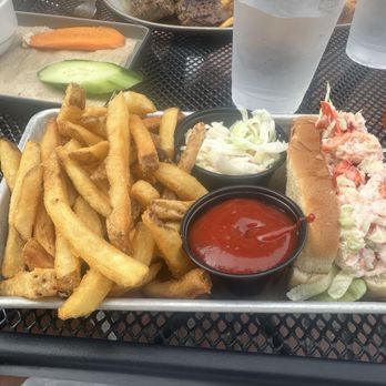 Ned Devine's Irish Pub - New England Lobster Roll - Music Venues Near Me - Boston, Massachusetts