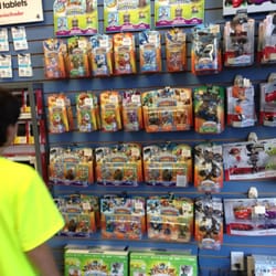 GameStop - No more Spyros Adventure:(