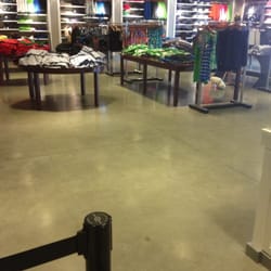 Abercrombie Men's side