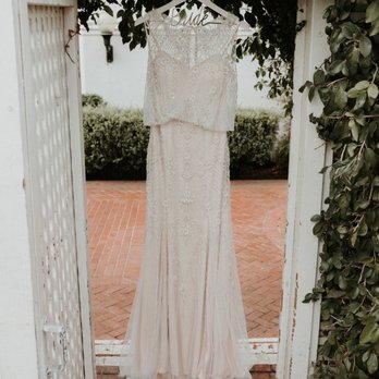 Carole Kenney Design - Bhldn dress; alterations by Carole Kenney; photos by Morgan Alanna Photography - Bridal Near Me - Sacramento, California Carole Kenney Design - Bhldn dress; alterations by Carole Kenney; photos by Morgan Alanna Photography - Bridal Near Me - Sacramento, California