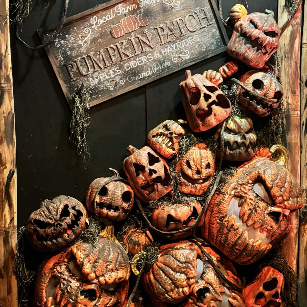 The Horrorland - Haunted Houses Near Me - Aventura, Florida The Horrorland - Haunted Houses Near Me - Aventura, Florida