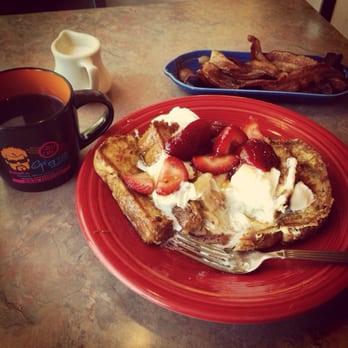 Crest Cafe - Creme brûlée French toast, side of bacon, and a coffee = $17.55 - Cafes Near Me - San Diego, California
