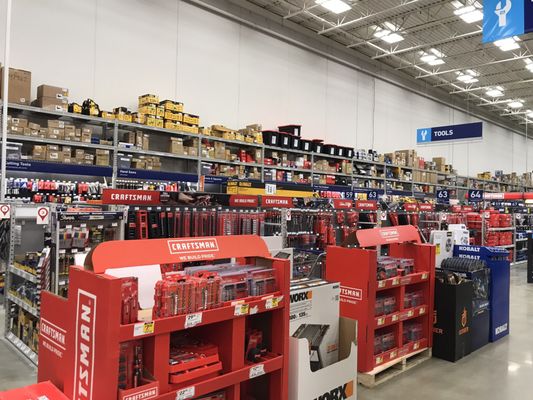 Lowe S Home Improvement 57 Photos 71 Reviews Hardware Stores 434 West Twelve Mile Madison Heights Mi Phone Number Yelp
