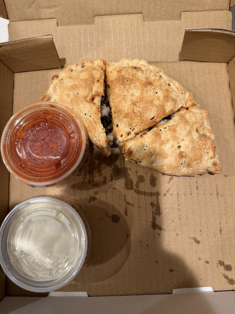 Lost Pizza Company Logo