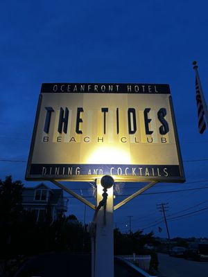 The Tides Beach Club by null