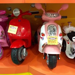 Vespoli Toys Mega Store - All you need for a joyride with kids :)  The store is really big and you sure find any kind of toys. Unfortunately all made of plastic.