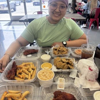 Chubby's Hot Chicken - Chicken Shop Near Me - Fontana, California Chubby's Hot Chicken - Chicken Shop Near Me - Fontana, California