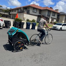 Play It Again Sports - Bike trailer