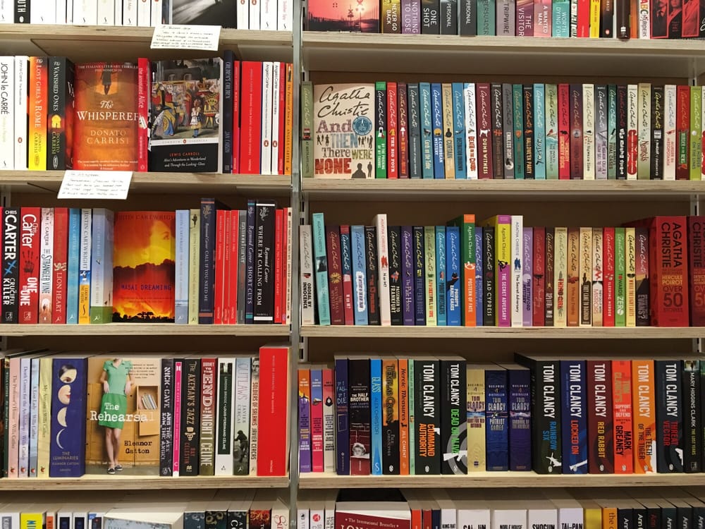 WATERSTONES Updated September 2024 1920 Tottenham Court Road