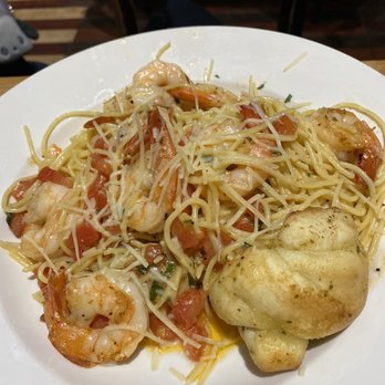 BJ's Restaurant & Brewhouse - Shrimp Scampi - Pizza Near Me - Tallahassee, Florida