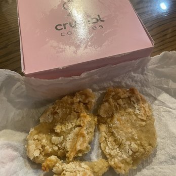 Crumbl - Tracy - Oily Nilla cookie, scraped the insanely sweet frosting off it. - Bakeries Near Me - Tracy, California Crumbl - Tracy - Oily Nilla cookie, scraped the insanely sweet frosting off it. - Bakeries Near Me - Tracy, California