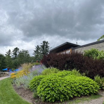 Topnotch Resort - Pathway in the back - Resorts Near Me - Stowe, Vermont