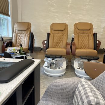 Warren Glamour Day Spa & Nails - Interior - Day Spas Near Me - Warren, New Jersey Warren Glamour Day Spa & Nails - Interior - Day Spas Near Me - Warren, New Jersey