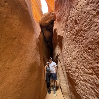 Dreamland Safari Tours - Peek-a-Boo Slot Canyon - Tours Near Me - Kanab, Utah Dreamland Safari Tours - Peek-a-Boo Slot Canyon - Tours Near Me - Kanab, Utah