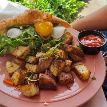 L'Artisane Creative Bakery - Avocado toast croissant and roasted potatoes - Bakeries Near Me - Coral Gables, Florida L'Artisane Creative Bakery - Avocado toast croissant and roasted potatoes - Bakeries Near Me - Coral Gables, Florida