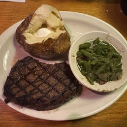 Sirloin steak, green beans, and baked potato Sirloin steak, green beans, and baked potato