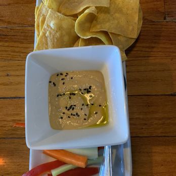 The Main Pub - American Near Me - Manchester, Connecticut