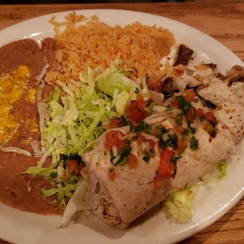 Guillermo's Double L Restaurant - Carne Asada Burrito - combo plate - Mexican Near Me - Tucson, Arizona Guillermo's Double L Restaurant - Carne Asada Burrito - combo plate - Mexican Near Me - Tucson, Arizona