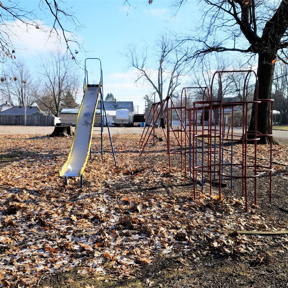 SHERIDAN COMMUNITY PARK Updated June 2024 300 East 6th St, Sheridan, Indiana Parks Phone