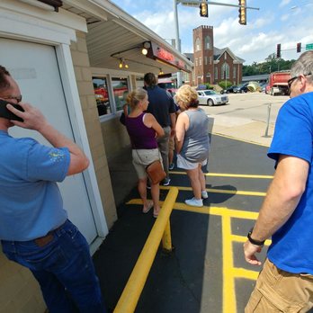 Hamburger Heaven - Happy 70th anniversary... long lines 8/08/18. #since1948 - Burgers Near Me - Elmhurst, Illinois Hamburger Heaven - Happy 70th anniversary... long lines 8/08/18. #since1948 - Burgers Near Me - Elmhurst, Illinois